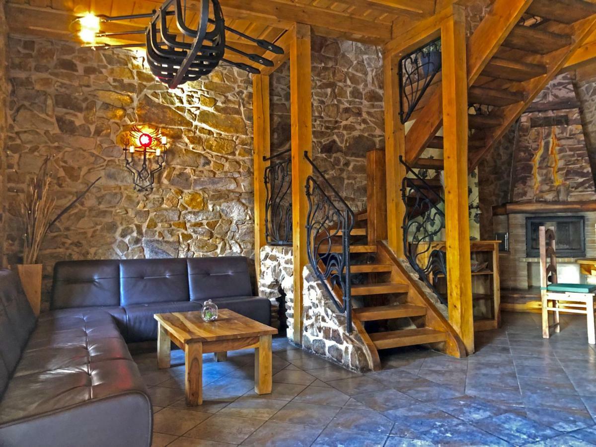 U Matyase Hotel Stod Exterior foto